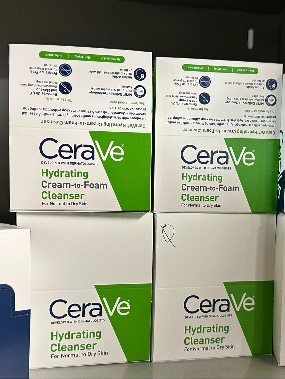 Cerave hydrating cleanser